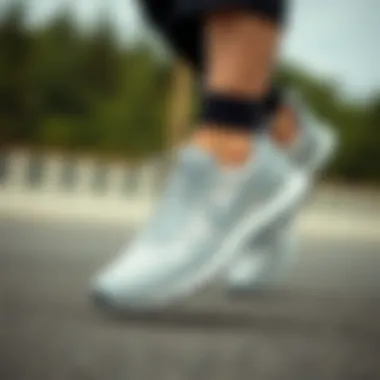 Stylish Outfit with Nike Star Runner 3 Gri Nike Star Runner 3 Gri in action with a sporty outfit